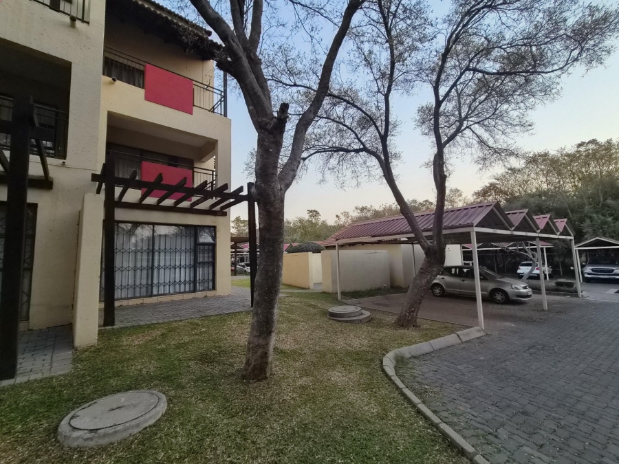 1 Bedroom Property for Sale in Oukraal Estate Gauteng