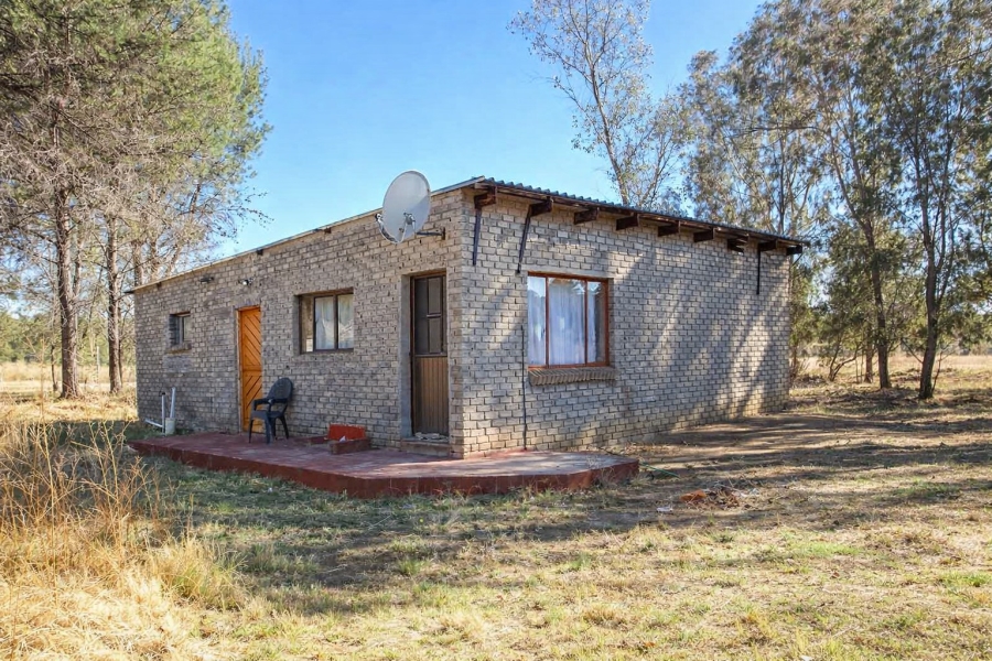 3 Bedroom Property for Sale in Walker Fruit Farms Gauteng