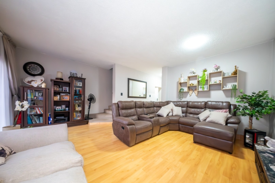 3 Bedroom Property for Sale in Bedford Gardens Gauteng