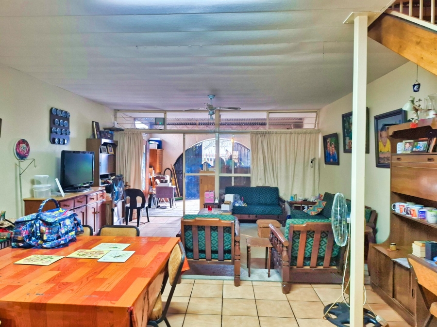 3 Bedroom Property for Sale in Sinoville Gauteng
