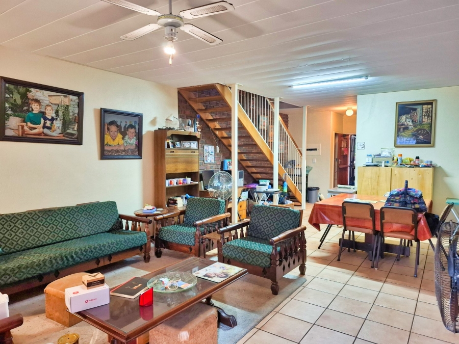 3 Bedroom Property for Sale in Sinoville Gauteng