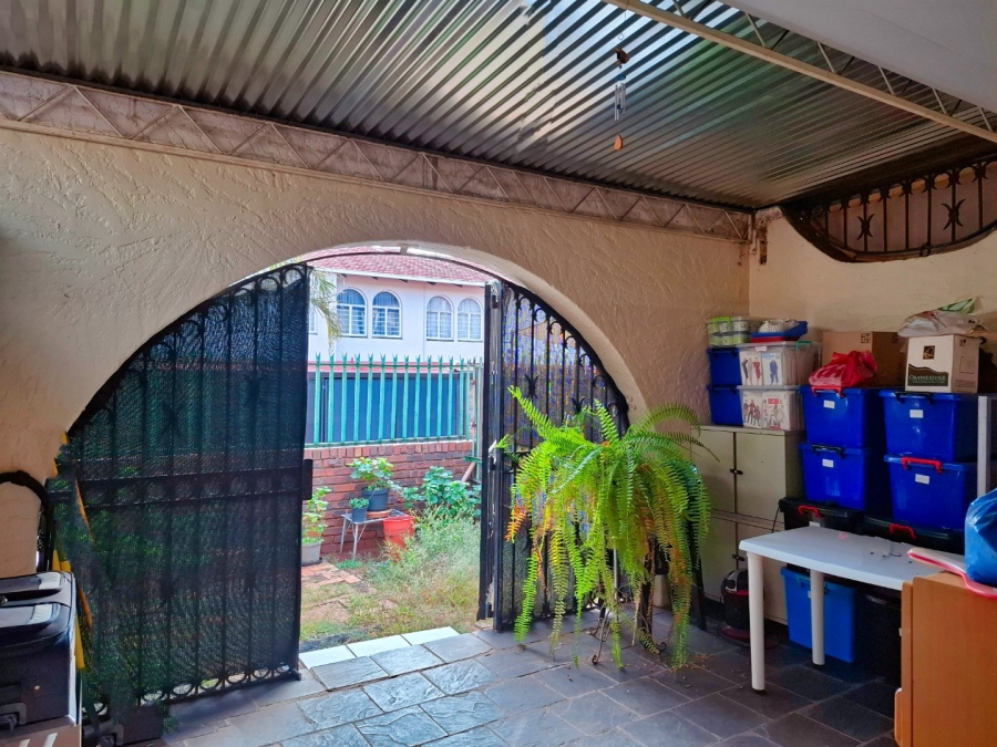 3 Bedroom Property for Sale in Sinoville Gauteng