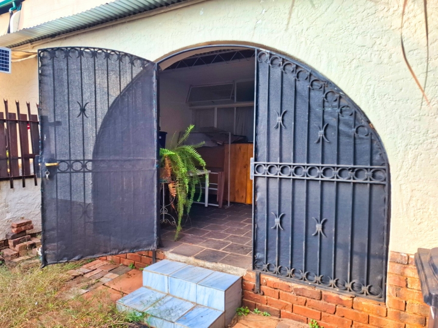 3 Bedroom Property for Sale in Sinoville Gauteng