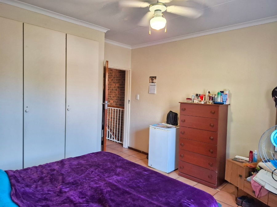 3 Bedroom Property for Sale in Sinoville Gauteng