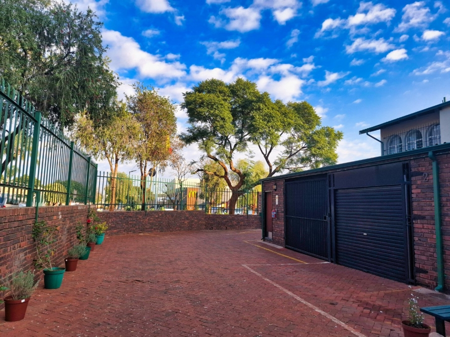 3 Bedroom Property for Sale in Sinoville Gauteng