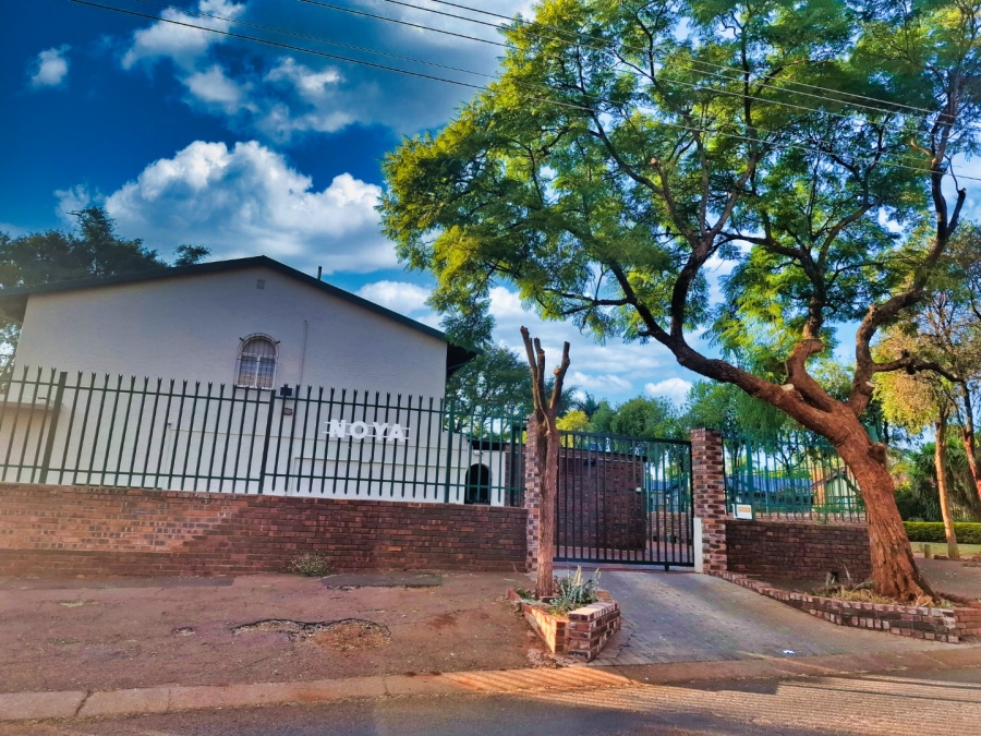 3 Bedroom Property for Sale in Sinoville Gauteng