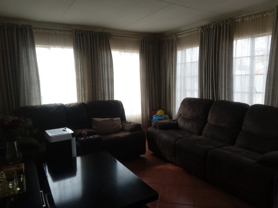 3 Bedroom Property for Sale in Danville Gauteng