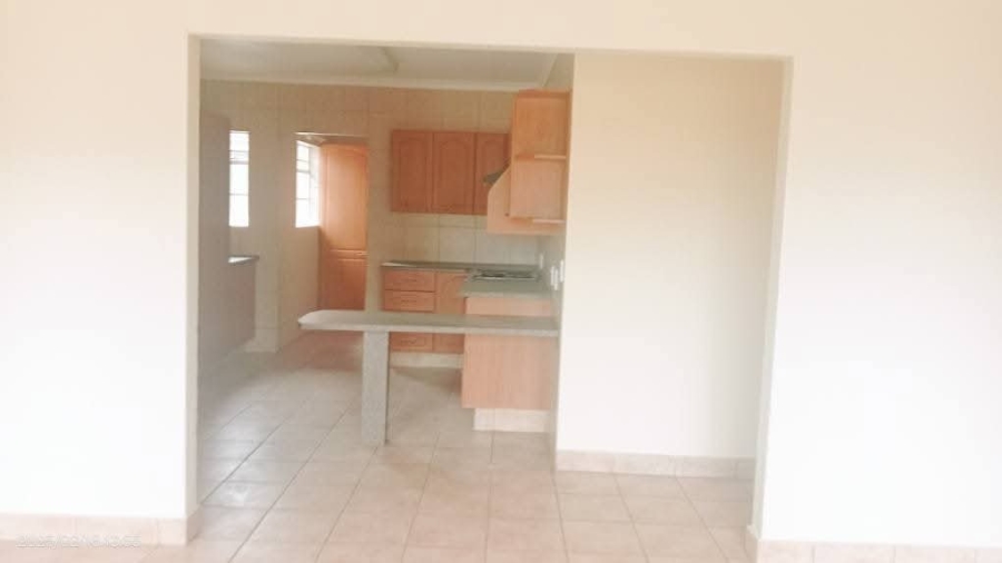 To Let 3 Bedroom Property for Rent in Glen Marais Gauteng
