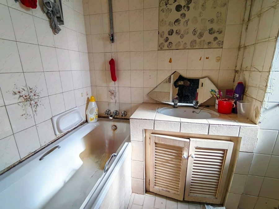 1 Bedroom Property for Sale in Pretoria Gauteng
