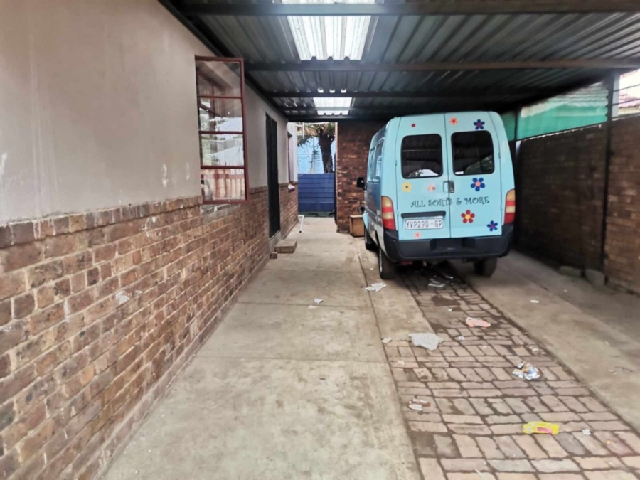 8 Bedroom Property for Sale in Pretoria West Gauteng