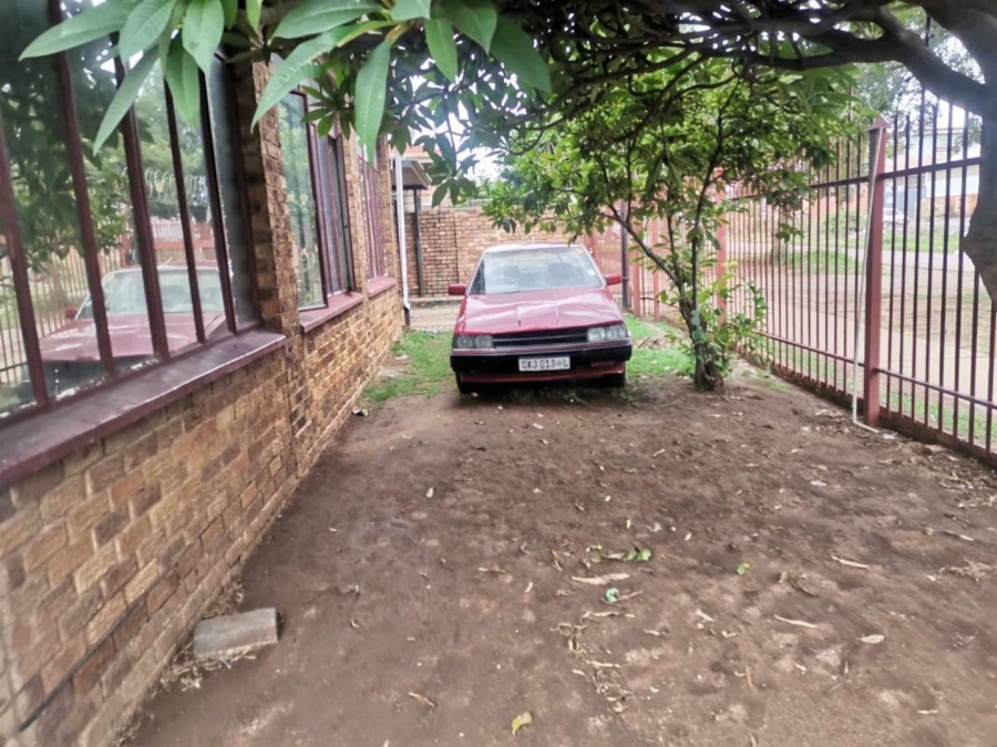 8 Bedroom Property for Sale in Pretoria West Gauteng