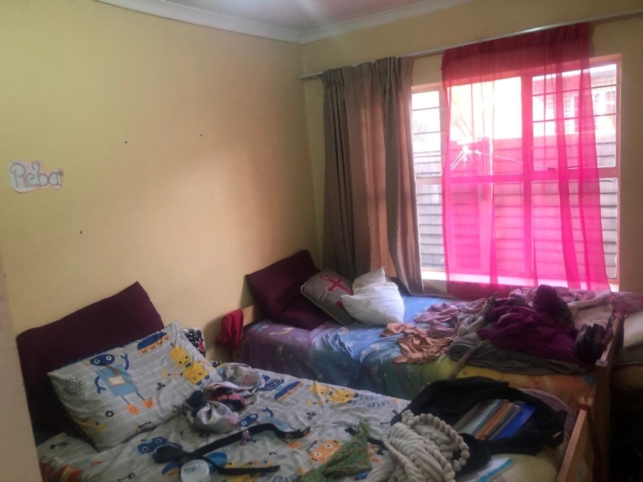 2 Bedroom Property for Sale in The Orchards Gauteng