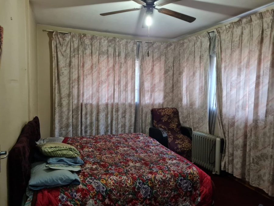 12 Bedroom Property for Sale in Lenasia Ext 5 Gauteng