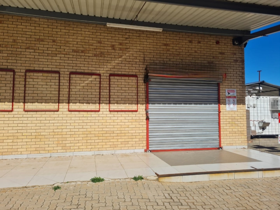 To Let Commercial Property for Rent in Lenasia Ext 10 Gauteng