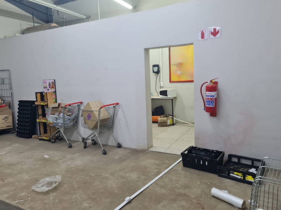 To Let Commercial Property for Rent in Lenasia Ext 10 Gauteng