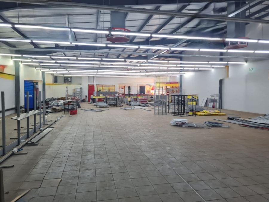 To Let Commercial Property for Rent in Lenasia Ext 10 Gauteng