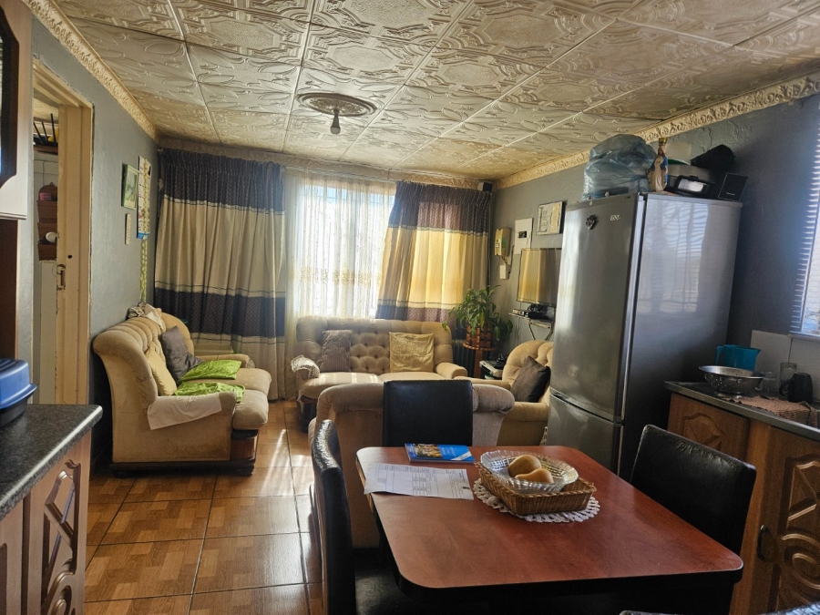 2 Bedroom Property for Sale in Daveyton Gauteng