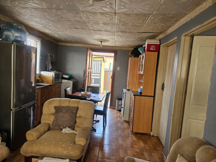 2 Bedroom Property for Sale in Daveyton Gauteng