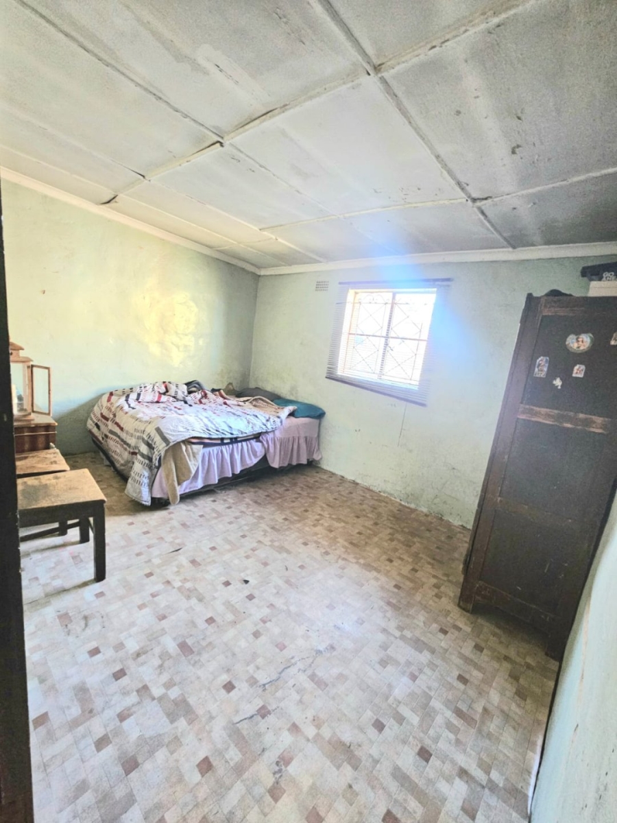 2 Bedroom Property for Sale in Emdeni Gauteng