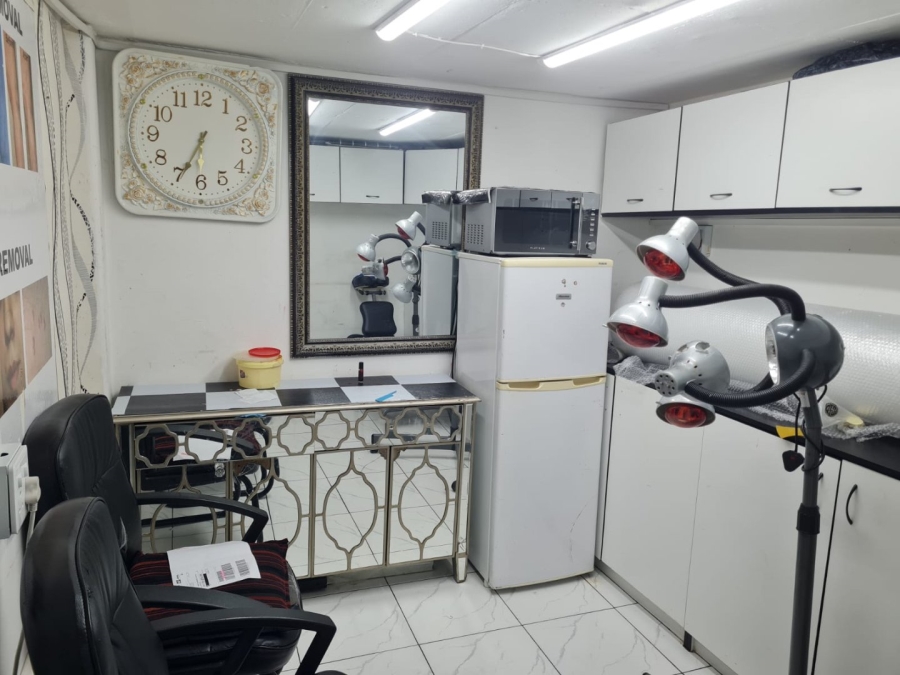  Bedroom Property for Sale in Fordsburg Gauteng