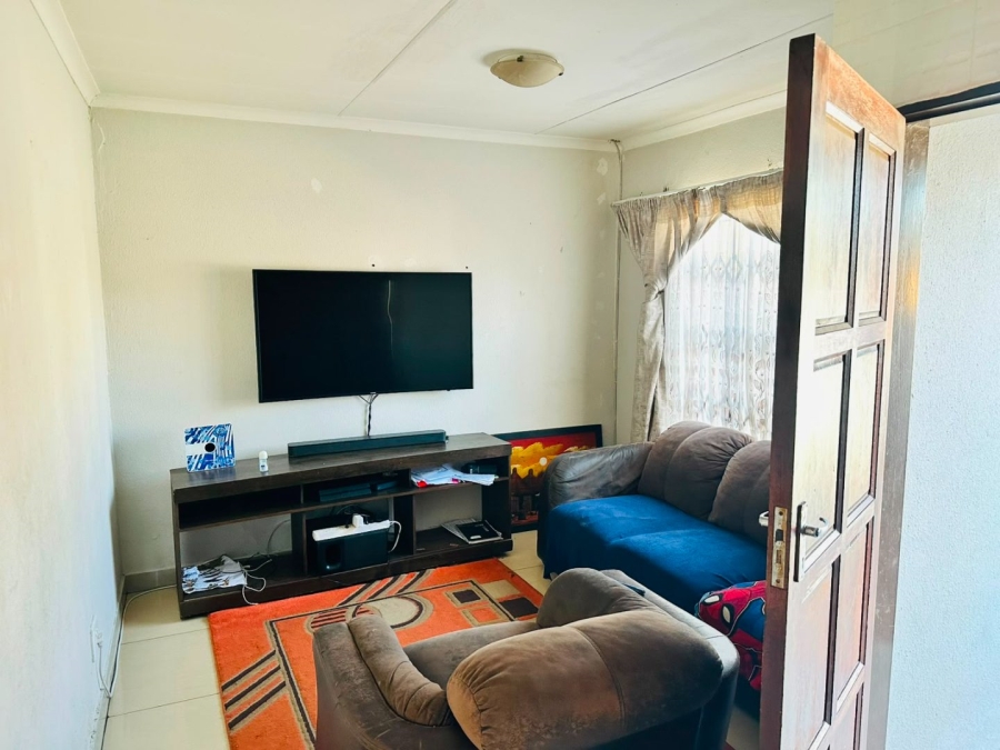 3 Bedroom Property for Sale in Elandspoort Gauteng