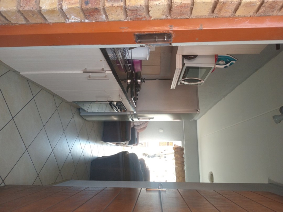 2 Bedroom Property for Sale in Lotus Gardens Gauteng