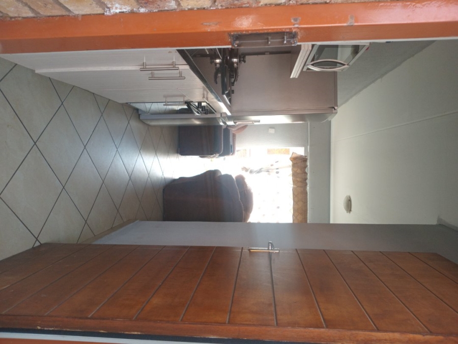 2 Bedroom Property for Sale in Lotus Gardens Gauteng