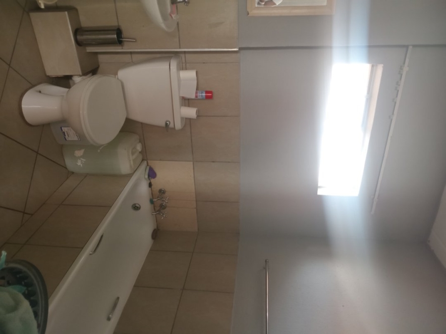 2 Bedroom Property for Sale in Lotus Gardens Gauteng
