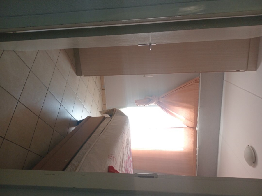 2 Bedroom Property for Sale in Lotus Gardens Gauteng
