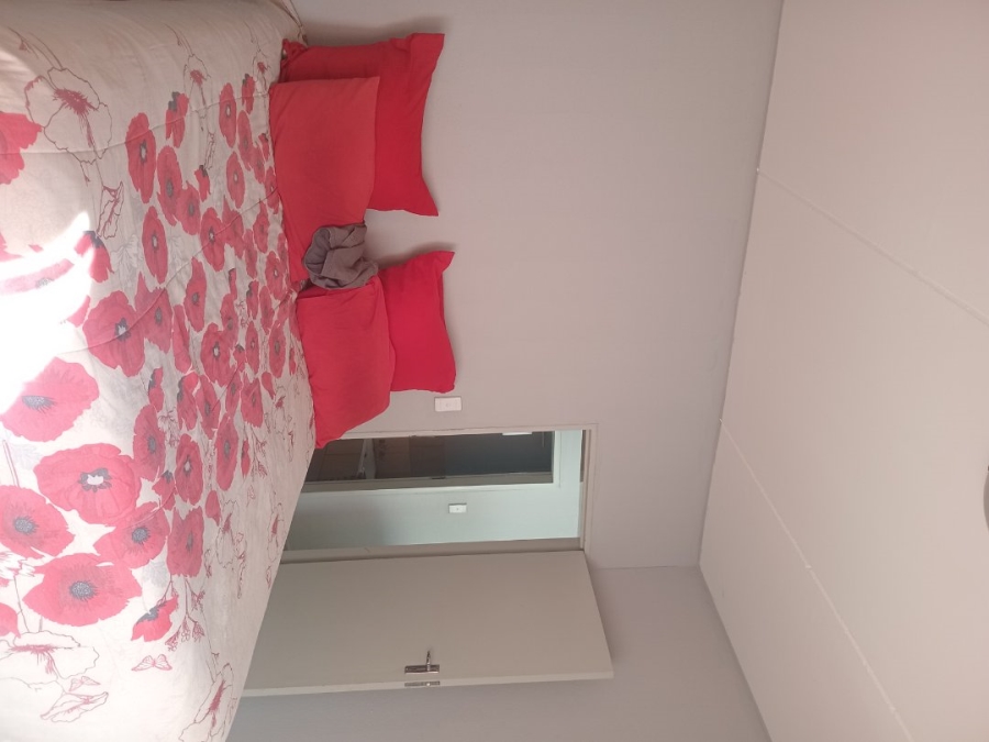 2 Bedroom Property for Sale in Lotus Gardens Gauteng