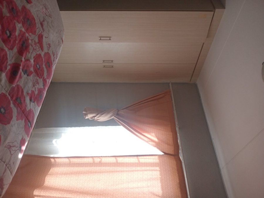 2 Bedroom Property for Sale in Lotus Gardens Gauteng