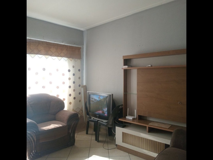 2 Bedroom Property for Sale in Lotus Gardens Gauteng