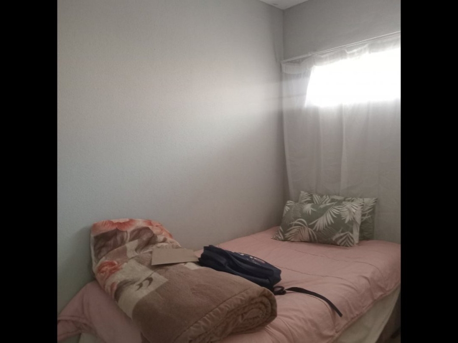 2 Bedroom Property for Sale in Lotus Gardens Gauteng