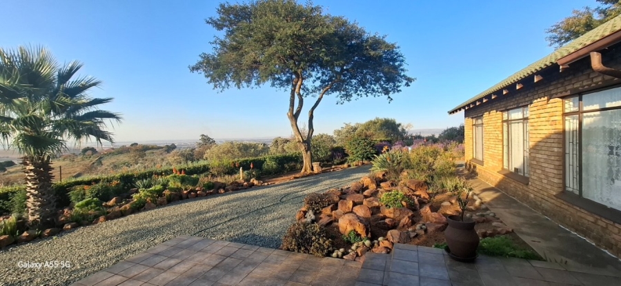 Commercial Property for Sale in Blue Saddle Ranches Gauteng
