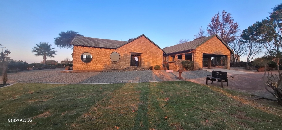 Commercial Property for Sale in Blue Saddle Ranches Gauteng