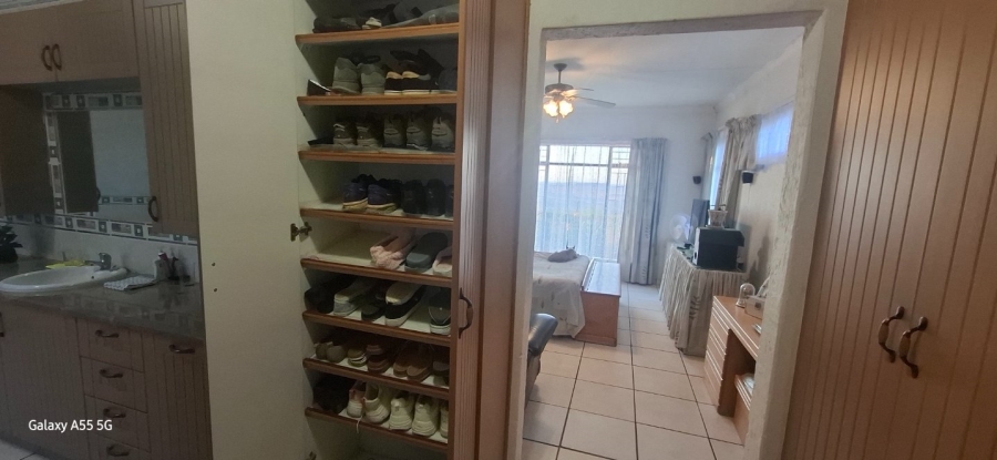 Commercial Property for Sale in Blue Saddle Ranches Gauteng