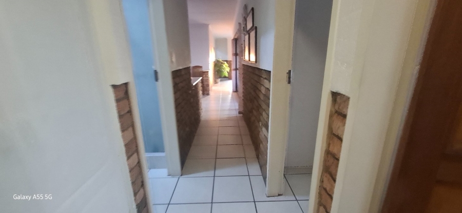 Commercial Property for Sale in Blue Saddle Ranches Gauteng
