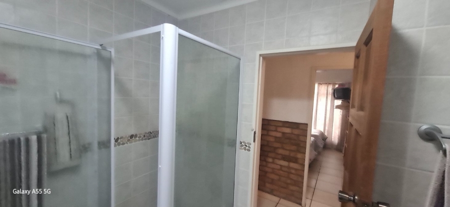 Commercial Property for Sale in Blue Saddle Ranches Gauteng
