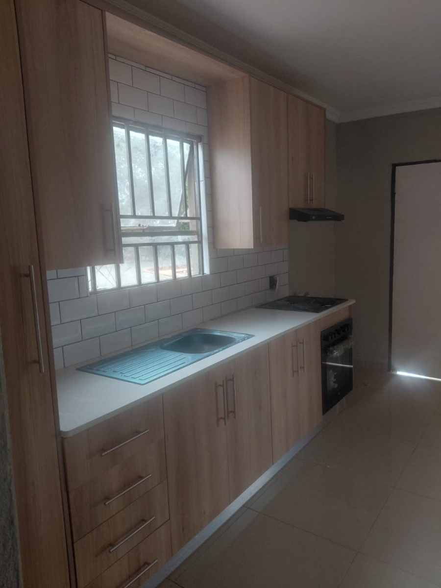 To Let  Bedroom Property for Rent in Heatherview Gauteng