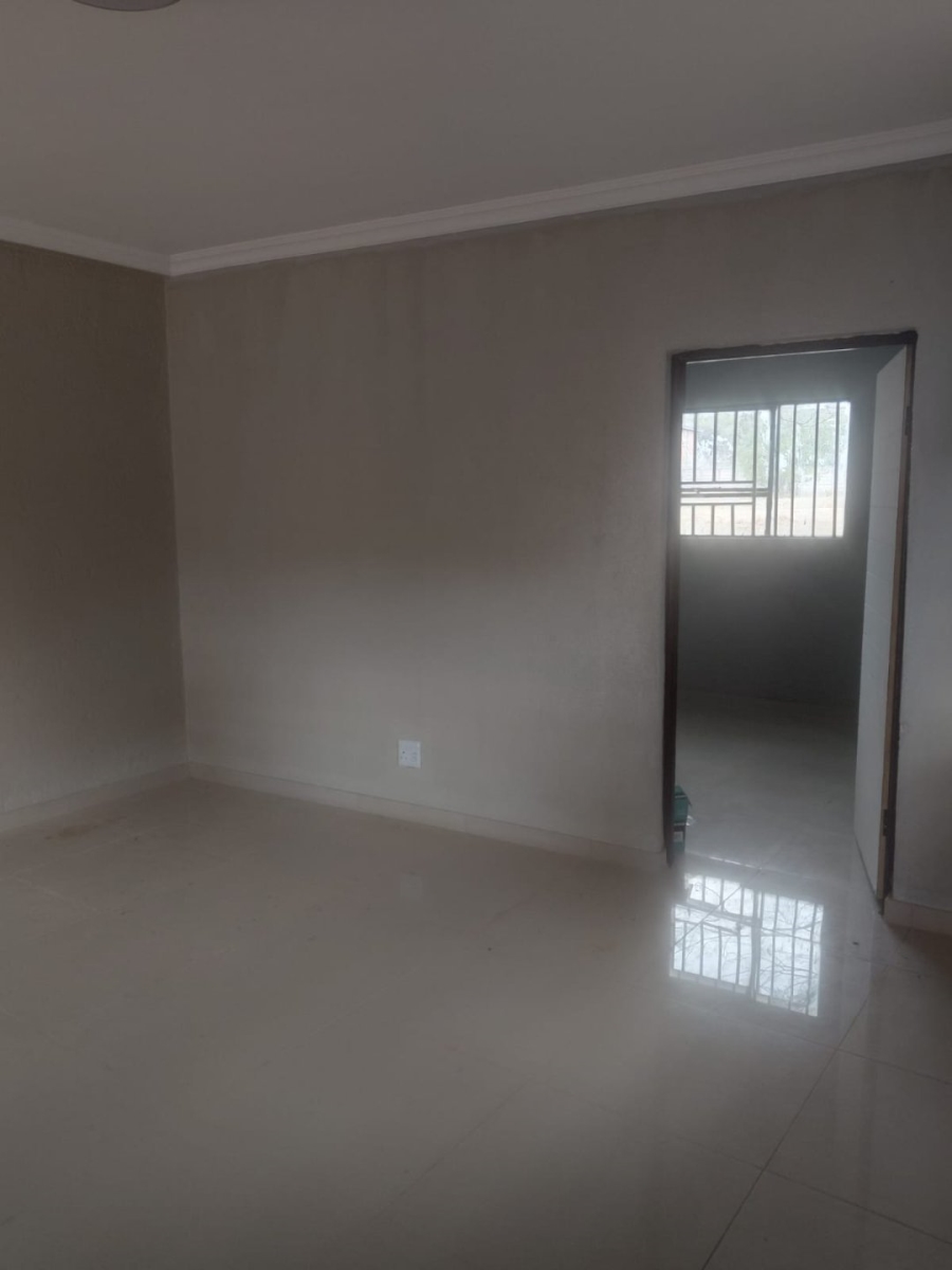 To Let  Bedroom Property for Rent in Heatherview Gauteng