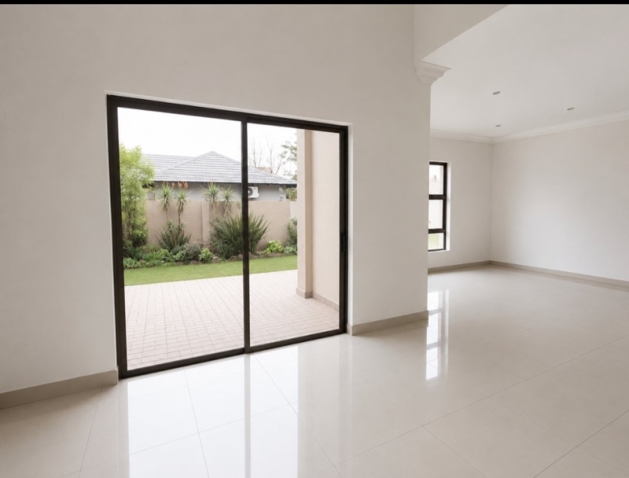 4 Bedroom Property for Sale in Wierda Park Gauteng