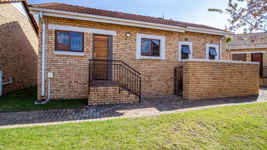 2 Bedroom Property for Sale in Randpark Ridge Gauteng