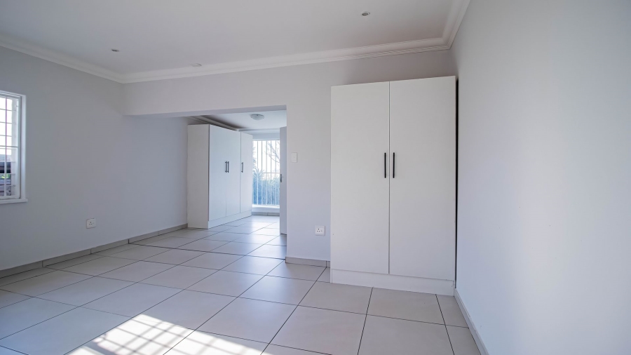 3 Bedroom Property for Sale in Sunnyridge Gauteng