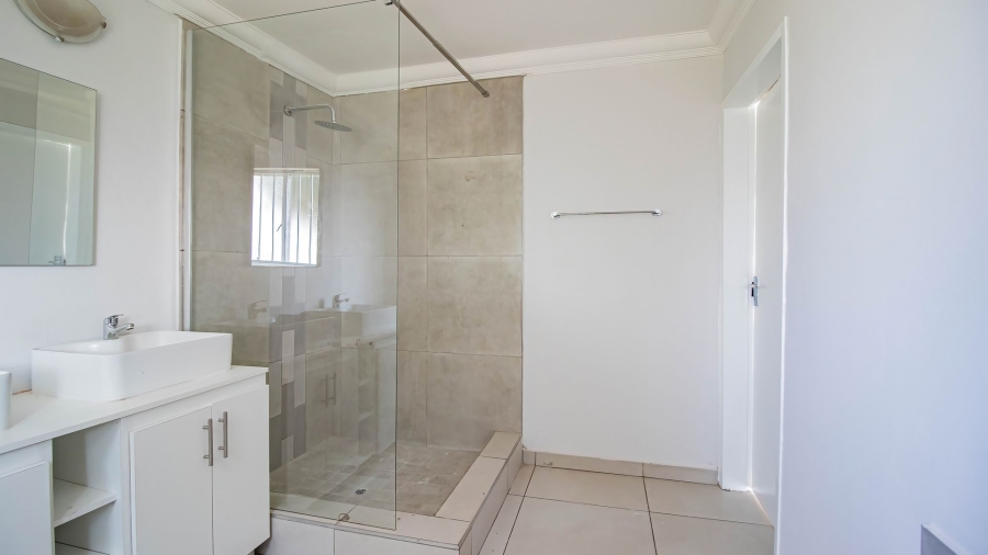 3 Bedroom Property for Sale in Sunnyridge Gauteng