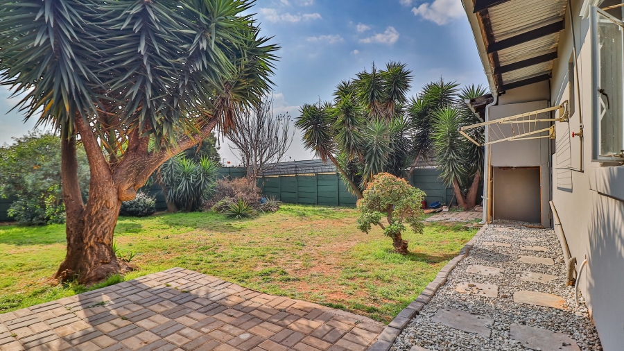 3 Bedroom Property for Sale in Sunnyridge Gauteng
