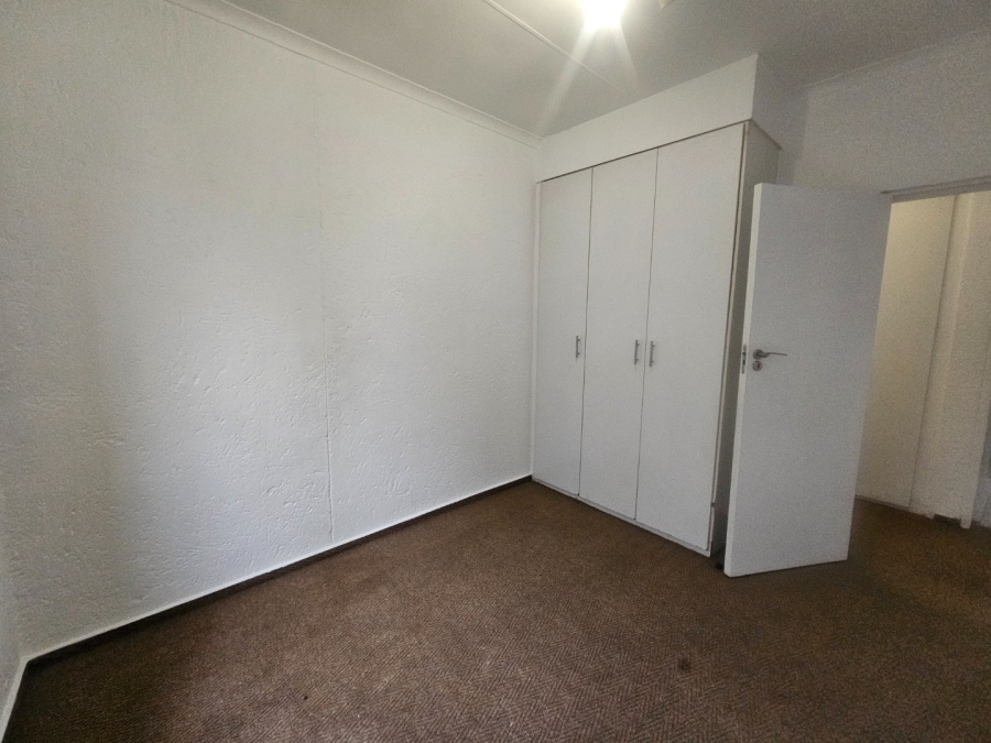 2 Bedroom Property for Sale in Magaliessig Gauteng