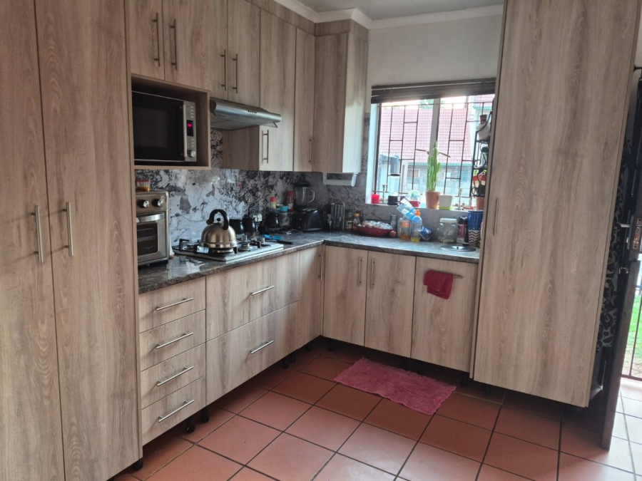 3 Bedroom Property for Sale in Chantelle Gauteng