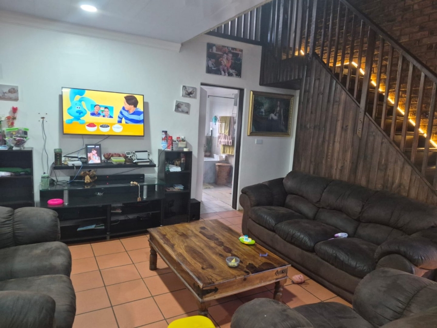 3 Bedroom Property for Sale in Chantelle Gauteng