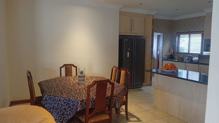 3 Bedroom Property for Sale in Glen Marais Gauteng