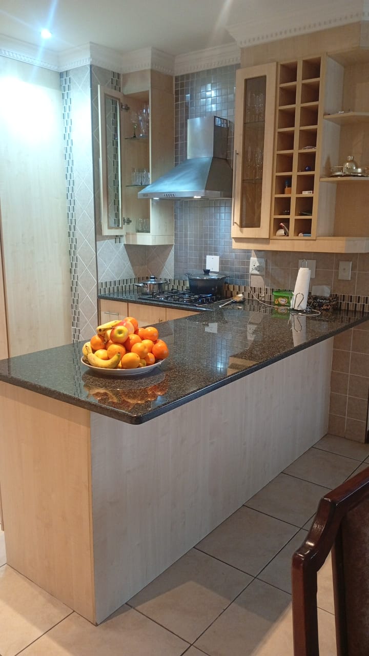 3 Bedroom Property for Sale in Glen Marais Gauteng